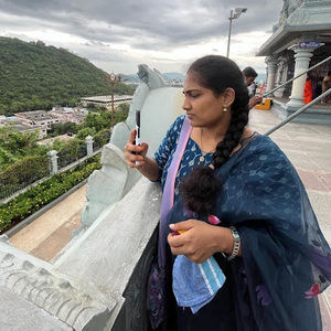 Meet your Posher, Raajhya lakshmii